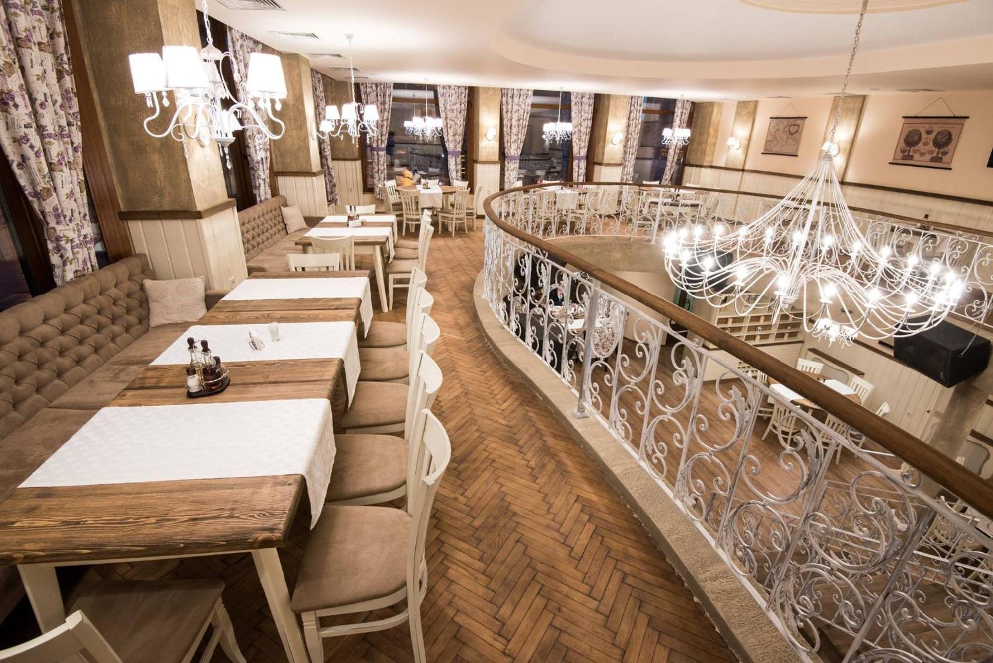 Hotel Victoria Panagyurishte Ngoại thất bức ảnh
